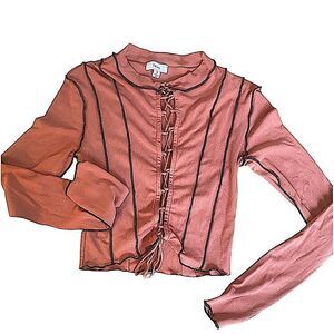 Beivy Long sleeve lace up front tee knit with raw edge contrast sm